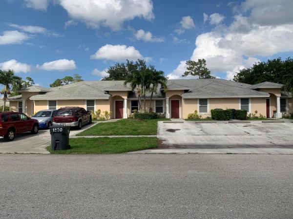 Sugar Pond Manor, 1568 Hawthorne Pl, Wellington, Florida 33414, image 3