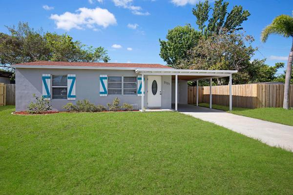 Englewood Manor, 3131 Vassallo Ave, Lake Worth, Florida 33461, image 1