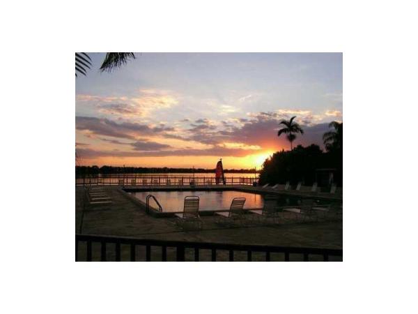 Lake Emerald, 112 Lake Emerald Dr #307, Oakland Park, Florida 33309, image 1