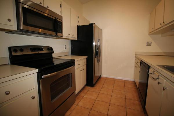 Boynton Lakes 3, 9 Walcott Dr, Boynton Beach, Florida 33426, image 1