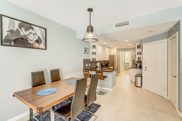 Catalina Lakes, 142 Santa Barbara Way, Palm Beach Gardens, Florida 33410, image 2