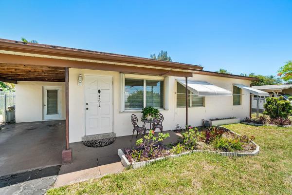 Kirkwood Estates, 4792 Kirkwood Rd, Lake Worth, Florida 33461, image 2