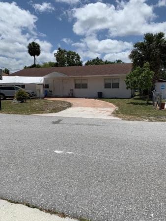 Southern Boulevard Pines, 235 N Neva Dr #235/237, West Palm Beach, Florida 33415, image 1
