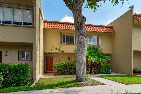 Boca Terrace, 896 SW 9th Street Cir #5, Boca Raton, Florida 33486, image 1