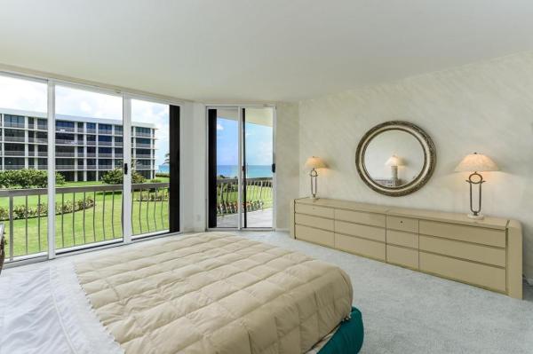2100 At Sloan's Curve, 2100 S Ocean Blvd, Palm Beach, Florida 33480, image 2