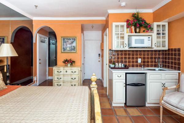 The Palm Beach Hotel, 235 Sunrise Ave #3040, Palm Beach, Florida 33480, image 1