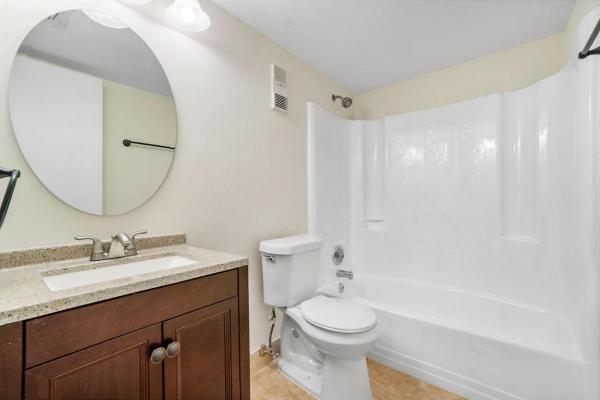 Lakeshore At University Park, 8700 N Sherman Cir #204, Miramar, Florida 33025, image 2