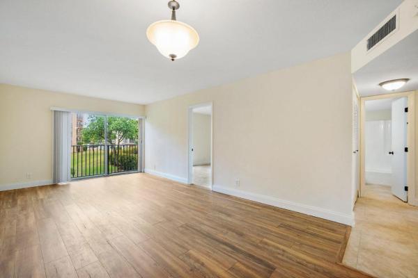 Lakeshore At University Park, 8700 N Sherman Cir #204, Miramar, Florida 33025, image 3
