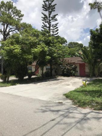 Lake Worth No HOA, 4411 Maine St, Lake Worth, Florida 33461, image 2