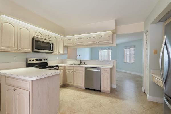 Breckenridge Village At Lacuna, 6352 Breckenridge Cir, Lake Worth, Florida 33467, image 1