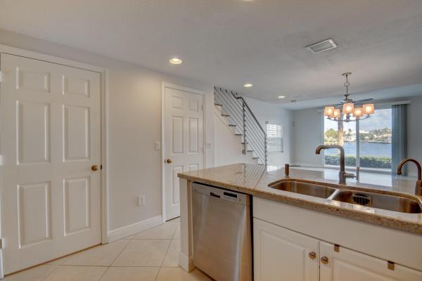 Boca Quay, 894 E Jeffery St, Boca Raton, Florida 33487, image 1