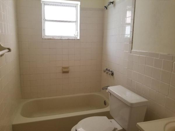Bunker Hill, 918 Green St, West Palm Beach, Florida 33405, image 2
