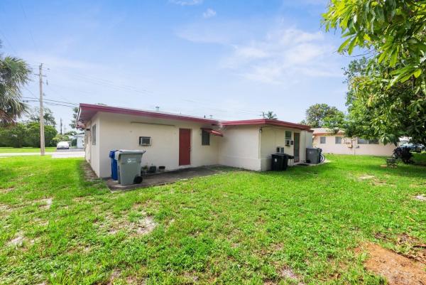 1731 NE 24th Ave, Pompano Beach, Florida 33062, image 1