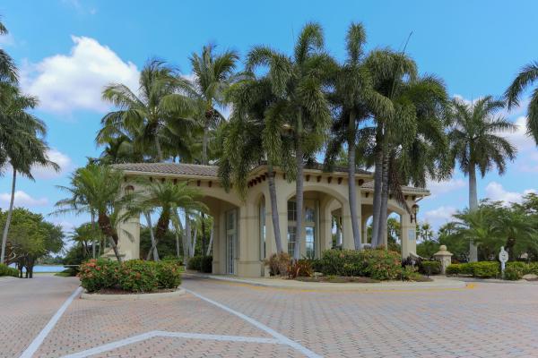 Valencia Isles, 7283 Tonga Ct, Boynton Beach, Florida 33437, image 2