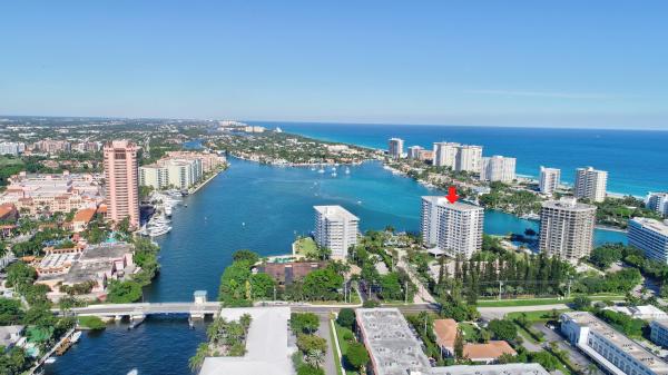 Lake House South, 875 E Camino Real, Boca Raton, Florida 33432, image 3