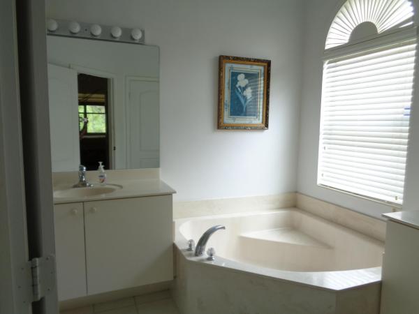 Portofino Shores, 5422 Place Lake Dr, Fort Pierce, Florida 34951, image 2
