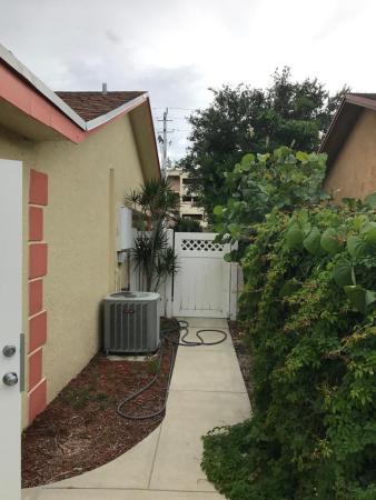 Rolling Green Ridge, 301 NE 26th Ave, Boynton Beach, Florida 33435, image 2