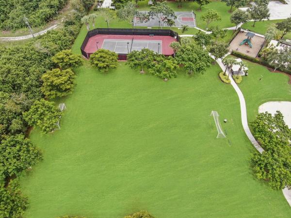 Greystone, 7637 Spatterdock Dr, Boynton Beach, Florida 33437, image 2