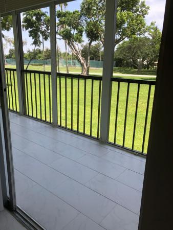 Huntington Lakes 3, 7267 Huntington Ln #207, Delray Beach, Florida 33446, image 2