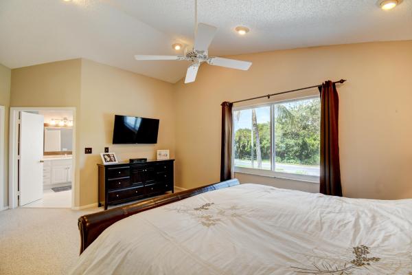 Lawrence Grove, 1025 W Fairfax Cir, Boynton Beach, Florida 33436, image 2