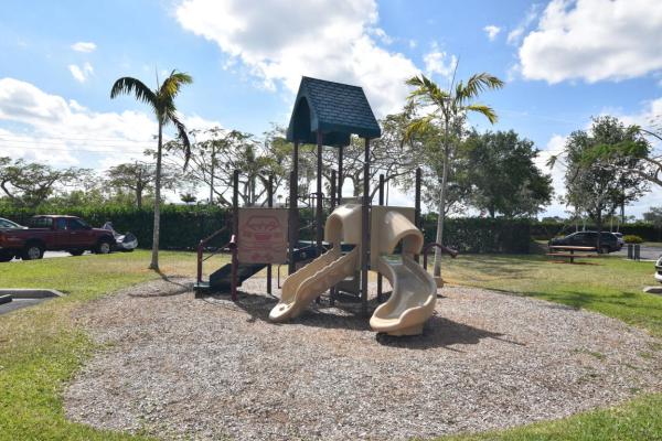 Mezzano At Baywinds, 9845 Baywinds Dr #6306, West Palm Beach, Florida 33411, image 2