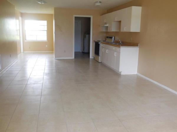 San Lucie Plaza, 2815 Jefferson Pkwy, Fort Pierce, Florida 34946, image 1