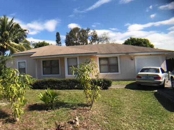 Lee's Crossing, 5564 N Barnstead Cir, Lake Worth, Florida 33463, image 1