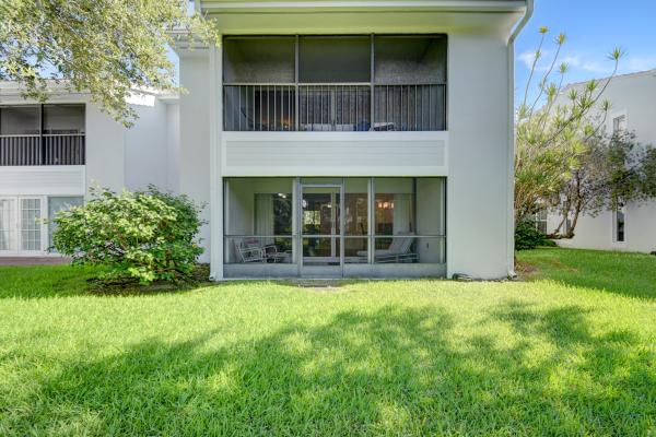 Lakes Of Woodhaven, 6229 Old Court Rd #105, Boca Raton, Florida 33433, image 3