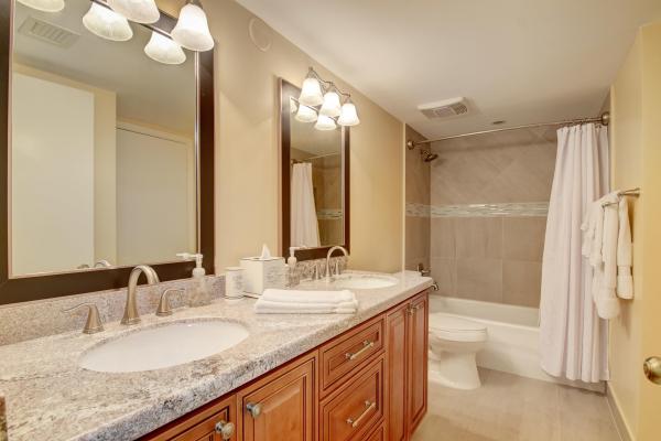 Lakes Of Woodhaven, 6229 Old Court Rd #105, Boca Raton, Florida 33433, image 2