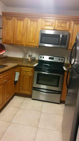 Palm Beach Place, 1520 Windorah Way #G, West Palm Beach, Florida 33411, image 3