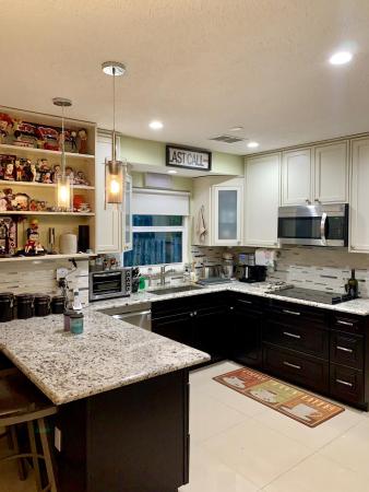 Chatelaine, 711 Avenue Chaumont, Delray Beach, Florida 33445, image 1