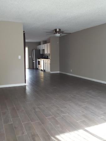 Forest Glen Townhouses, 4667 Orleans Ct #C, West Palm Beach, Florida 33415, image 3