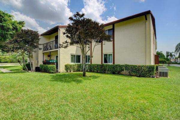 Pine Ridge At Haverhill, 4991 Sable Pine Cir #B1, West Palm Beach, Florida 33417, image 1