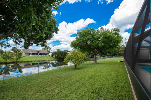 The Willows, 144 Bobwhite Rd, Royal Palm Beach, Florida 33411, image 3