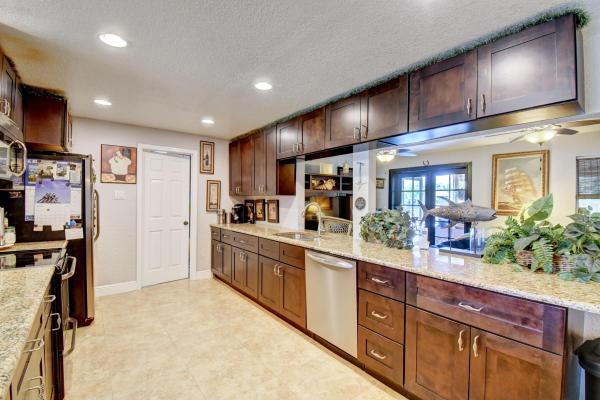 Biltmore Terrace, 4573 Dolphin Dr, Lake Worth, Florida 33463, image 1