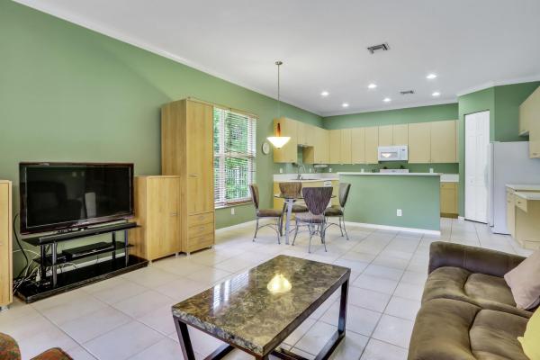 Farmington Estates, 10099 Freesian Way, Lake Worth, Florida 33449, image 2