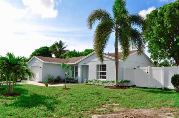 Hypoluxo Village, 3298 Artesian Dr, Lake Worth, Florida 33462, image 1