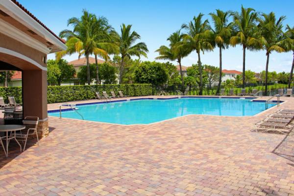 Thousand Oaks, 3013 Laurel Ridge Cir, Riviera Beach, Florida 33404, image 2
