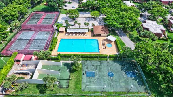 Sandalwood At Boynton Beach, 506 Buttonwood Ln, Boynton Beach, Florida 33436, image 3