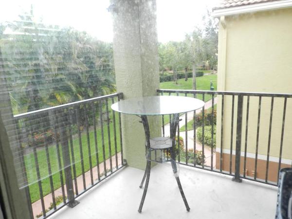 Spa At Sunset Isles, 10348 Fox Trail Rd #512, Royal Palm Beach, Florida 33411, image 2