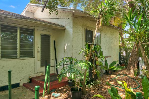 217 S J St #1, Florida 33460, image 1