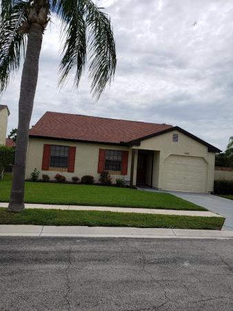 Walton Court, 1331 SE Carrington Ct, Port St. Lucie, Florida 34952, image 2