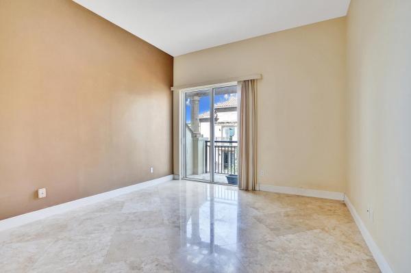 Wilton Station, 2617 NE 14th Ave #501, Wilton Manors, Florida 33334, image 3