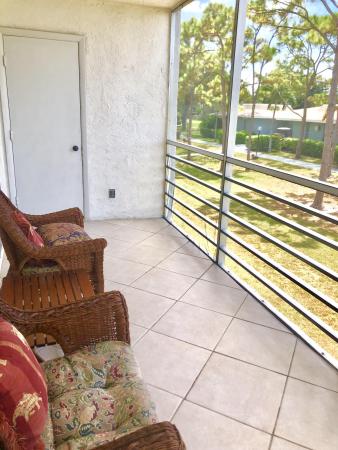 Village Green 4, 2100 Springdale Blvd #204, Palm Springs, Florida 33461, image 2
