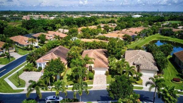 Imperial Isle At Wycliffe, 4231 Imperial Isle Dr, Lake Worth, Florida 33449, image 3