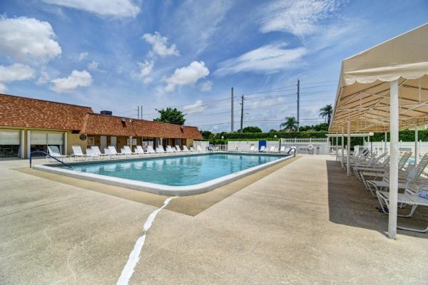 The Pines Of Delray North, 1361 NW 20th Ave #201, Delray Beach, Florida 33445, image 1