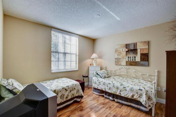 The Courtyards In CityPlace, 630 S Sapodilla Ave #216, West Palm Beach, Florida 33401, image 1