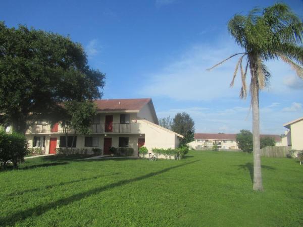 Lakeview Gardens, 500 Nottingham Cir #H, Greenacres, Florida 33463, image 1