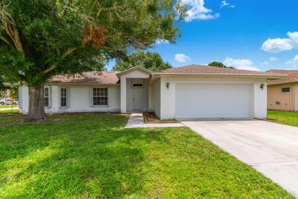 Sandhill Crossing, 1601 SE Ridgewood St, Port St. Lucie, Florida 34952, image 2