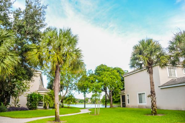 Palmbrooke Townhomes, 4799 Palmbrooke Cir, West Palm Beach, Florida 33417, image 1